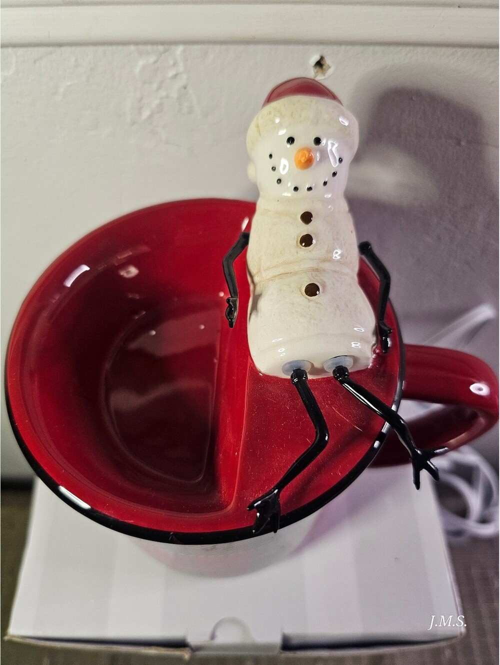 Scentsy Melt My Heart Ceramic Mug with Snowman Figurine